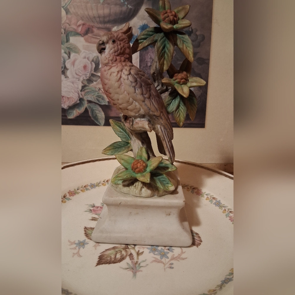 Decorative Cockatoo Figurine